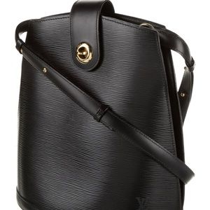 Louis Vuitton epi leather bag